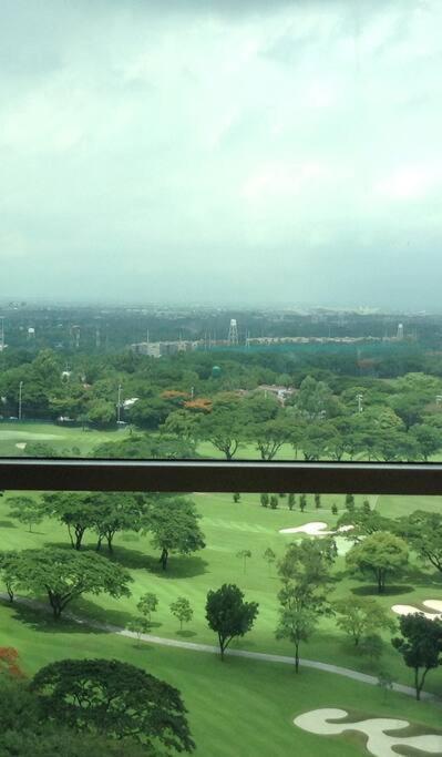 Spacious Bgc 2 Bedroom With A View マニラ市 エクステリア 写真