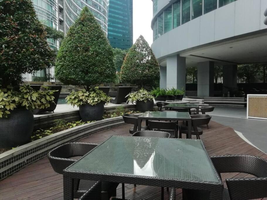 Spacious Bgc 2 Bedroom With A View マニラ市 エクステリア 写真