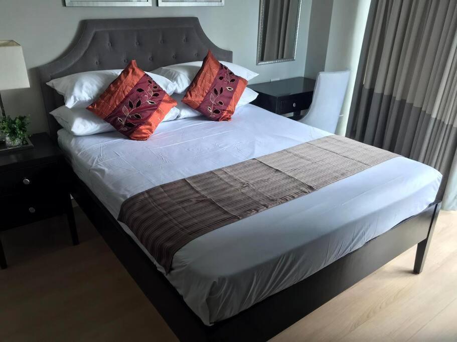 Spacious Bgc 2 Bedroom With A View マニラ市 エクステリア 写真