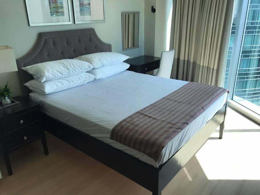Spacious Bgc 2 Bedroom With A View マニラ市 エクステリア 写真